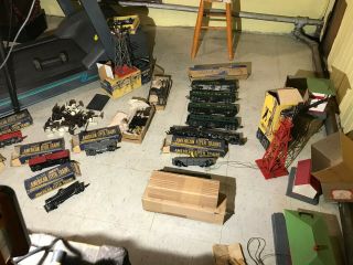 Vintage American Flyer Train Set With Many Accessories