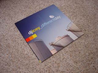 Dj Icey - Different Day [vinyl,  Near / Condition]