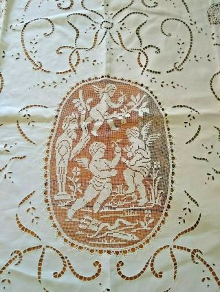 Antique Lace Linen Bedspread / Winged Cherubs /