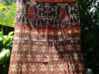 RARE Antique Hinggi blanket warp Ikat from East Sumba,  c1920 - 40 Indonesia 3