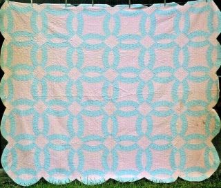 Antique Vintage 1950s Shabby Pink Double Wedding Ring Patchwork Quilt