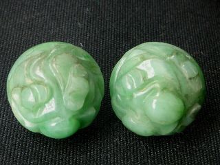Vintage Chinese Carved Apple Jade Jadeite 9ct Gold Stud Button Earrings
