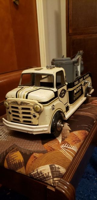 Vintage 1950’s Marx Large Highway Emergency Tow Wrecker Truck W Blinking Lights