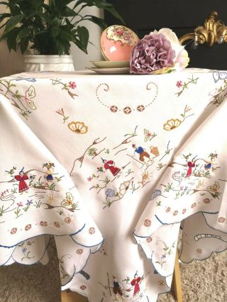 Vintage Hand Embroidered Irish Linen Madeira Tablecloth Traditional Dress