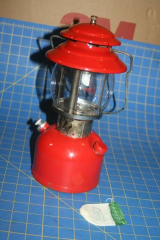 Vintage 1971 Coleman Model 200a Single Mantle Red Lantern