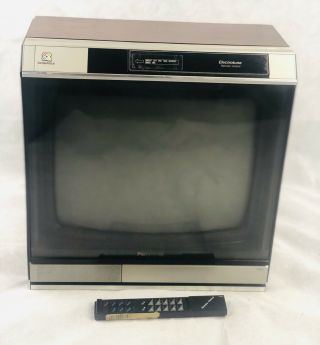 Vtg RARE Panasonic CT - 3053 Woodgrain CRT Color TV Retro Gaming 1983 W/ Remote 2