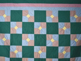 Vintage Holmes County,  Ohio AUTHENTIC Amish Antique Bow Ties Quilt COND. 2