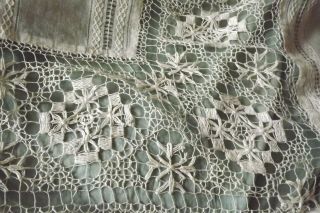 ANTIQUE LACE HANDMADE BEDSPREAD / BEDCOVER - 192 CMS X 238 CMS 3
