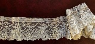 19th C.  Brussels Point De Gaze Needle Lace Border Classic Floral And Scroll