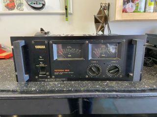 Yamaha P - 2200 Vintage Natural Sound Power Amplifier P2200