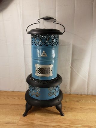 Vintage Perfection No.  660 Blue Kerosene Smokeless Oil Heater Stove No Burner