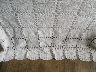 Vintage French Bed Cover,  Crochet Lace,  Cream 86” x 81” 3