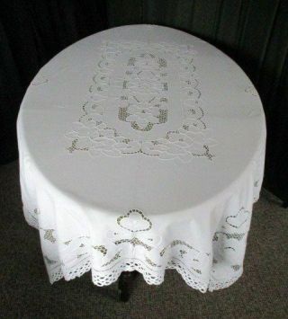 Large Tablecloth Embroidered Decoration - White Cotton 52 " X 64 "