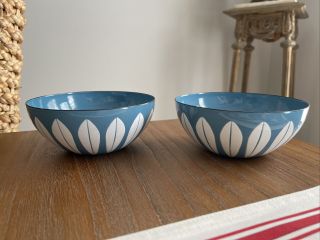2 Cathrineholm Norway Turquoise Blue/wht Lotus Flower Enamel Sm 5 1/2 " Bowls