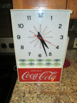 Vintage Circa 1960s Coca - Cola Coke Light - Up Advertising Clock (10 - 1 - 10 - 21)