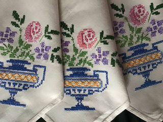 Gorgeous Large Vintage Linen Hand Embroidered Tablecloth X - Stitch Floral Bowls