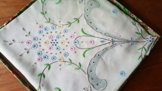 Vintage Art Deco Linen Embroidered Tablecloth plus napkins - Boxed 3