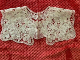 Stunning Antique French Handmade Lace COLLAR - 15 to 19cm width 2