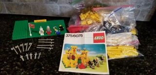 Vintage Lego Classic Castle Knights Set 375/6075 Yellow Castle