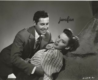 Judy Garland & John Hodiak In " The Harvey Girls " 5