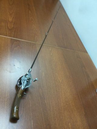 Vintage Hurd Caster Fishing Reel Rod Serial A 92513 Walnut Pistol Grip