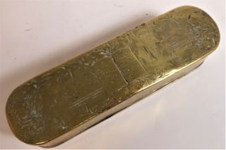 Good 18th or early 19th Century Brass Dutch Engraved Snuff Box 2