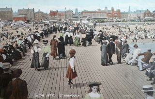 Great Yarmouth On The Jetty Posted 1911 Vintage Valentine 