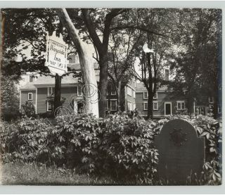 Longfellow’s Wayside Inn In Sudbury,  Massachusetts 1950s Press Photo