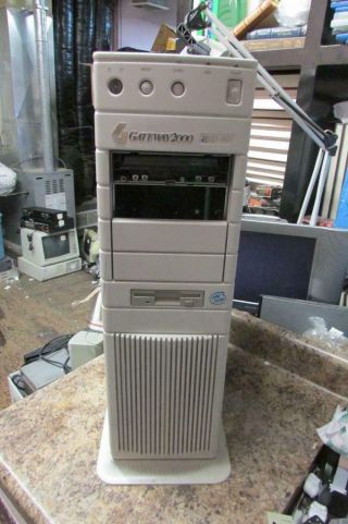 Vintage Gateway 2000 Model 4dx2 - 66v Pc Computer Tower - For Parts/repair