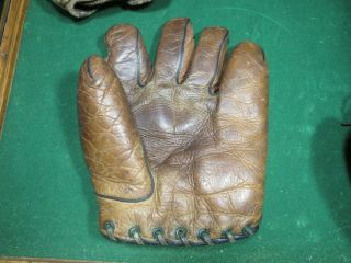 Vintage Victor Wright & Ditson Baseball Glove Del Pratt?
