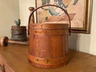 Antique / Vintage Primitive Wood Firkin With Cover Wood Swing Handle - 7.  5 "
