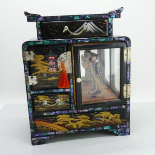 Vintage Japanese Hand Painted Black Lacquered Music Jewelry Box Dancing Geisha