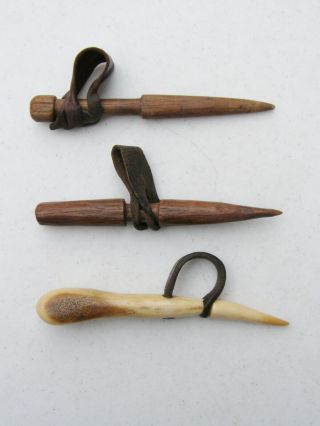 3 Antique Corn Huskers Shuckers Primitive Farm Tools Hand Carved Bovine Bone,