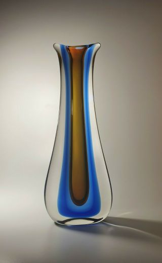 Large Vintage 1960s Italian Murano Art Glass Fishtail Vase Rich Blue Sommerso