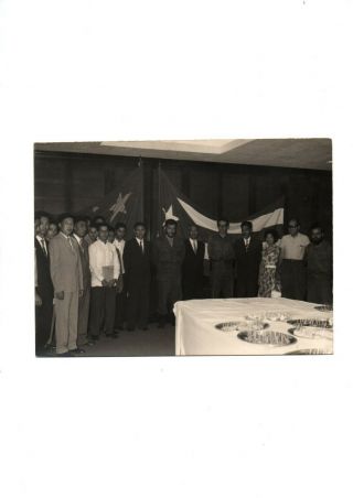 Alberto Korda Image Ernesto Che Guevara & Chinese Delegates Photo Cuba 1959 Y
