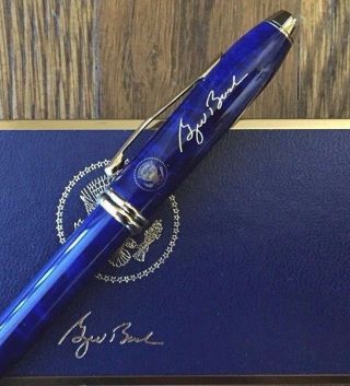 President George W.  Bush - White House - Bill Signer Pen - Presidential Seal Box