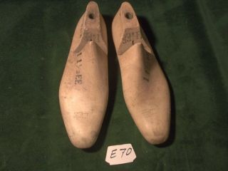 Vintage Pair Wood Size 11 - 1/2 Ee Norwalk Industrial Shoe Factory Last Mold E - 71