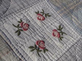 Fine Vintage Postage Stamp & Antique Rose Embroidery Country Farmhouse Old Quilt