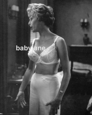 125 Psycho Janet Leigh In Bra And Slip Behind The Scenes Photo