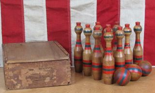 Vintage Antique Wood Skittles Bowling Game Ten Pins 5 " Tall Wooden Box