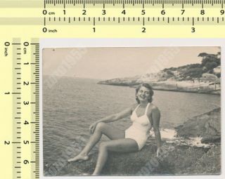 Pretty Swimsuit Woman Beach Swimwear Lady Smiling Portrait Vintage Photo Orig.