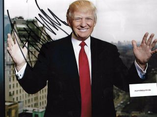 Potus 45.  President Donald J.  Trump Personally Hand Signed 8x10 Photo W