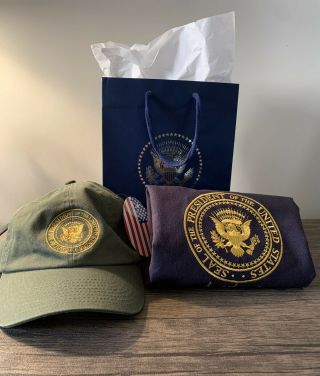 President Trump White House Rare Staff Tote And Baseball Hat