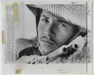 Eddie Adams Vintage 1971 Soldier In Jordanian Army Press Photo
