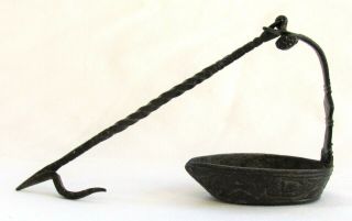 A 16th - 18th Century Iron Grease Lamp - Paul Doll Estate - Nr