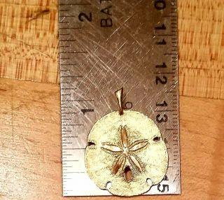 Vintage Sand Dollar Pendant Charm 14k Yellow Gold 3.  3 Grams Marked Not Scrap