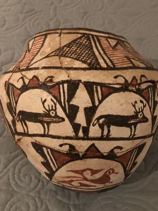 Vintage Zuni Mecico Pottery,  Deer Pot With Life Line -