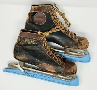 Antique Brown Leather Ice Skates Great Decor Rustic Size Unknown Remodeling 2