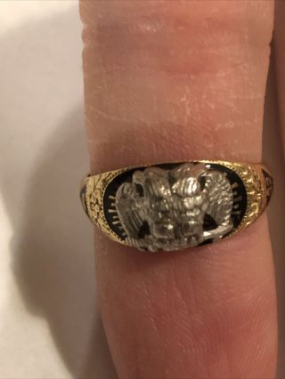 Vintage Diminutive 32nd.  Degree Masonic 14kt Gold Ring.  1950