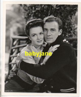 Donna Reed Richard Carlson 8x10 Photo 1943 Man From Down Under